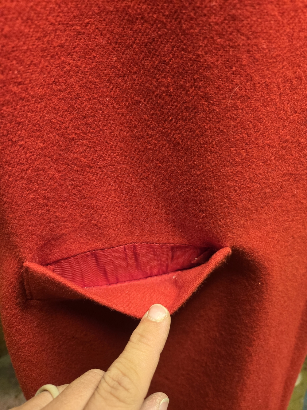 Red Sleeveless V-Neck Mini Dress with Patch Pockets - Picture 3 of 5